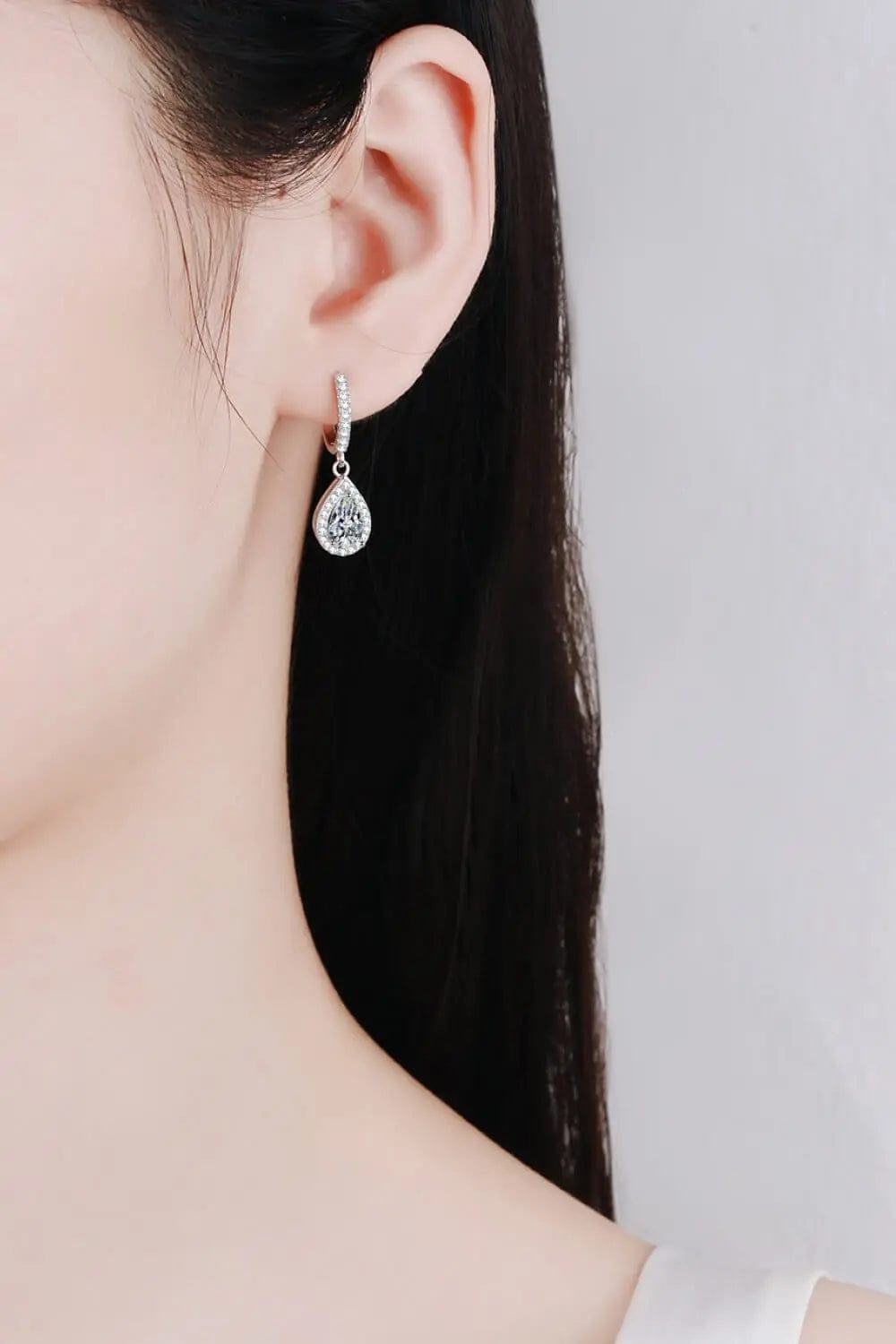 Moissanite Teardrop Earrings - CLASSY CLOSET BOUTIQUEMoissanite Teardrop EarringsJewelry101300092190875101300092190875SilverOne Size